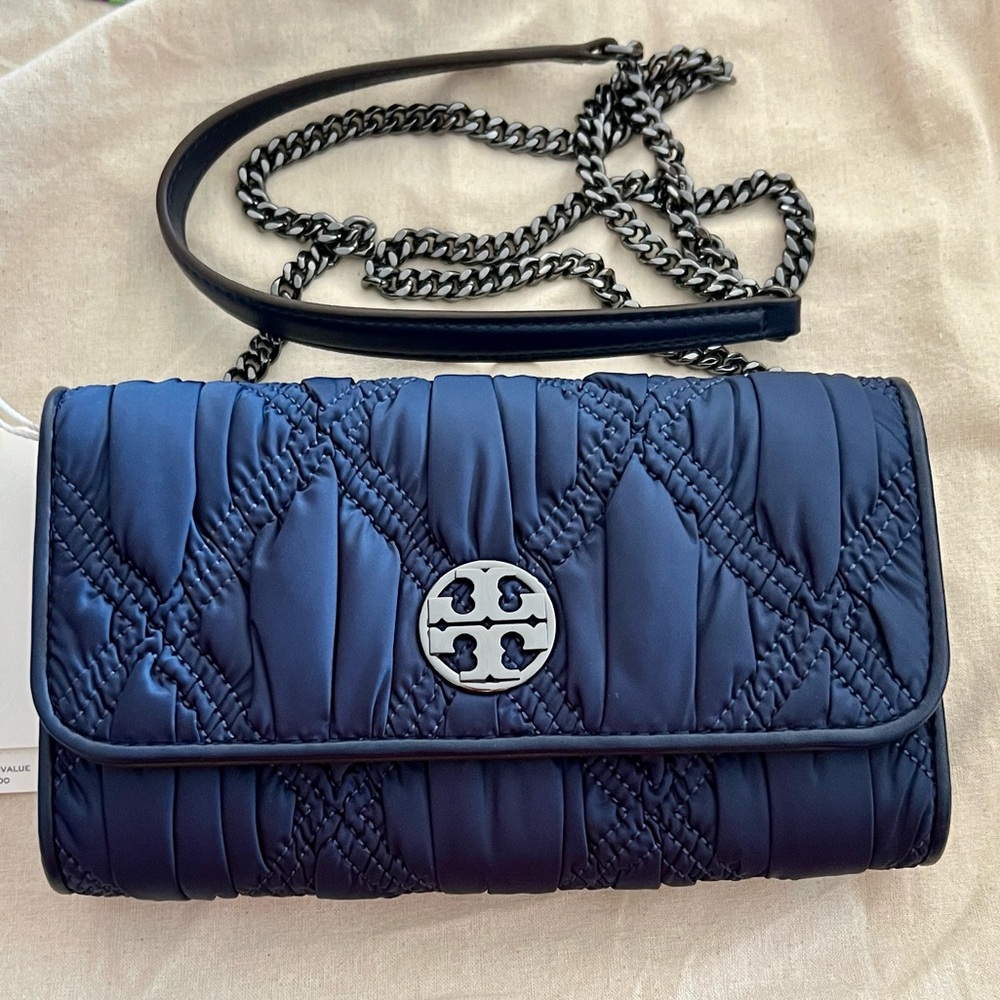 Tory Burch Willa Quilted Satin Chain Wallet